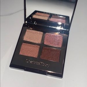 Eyeshadow palette